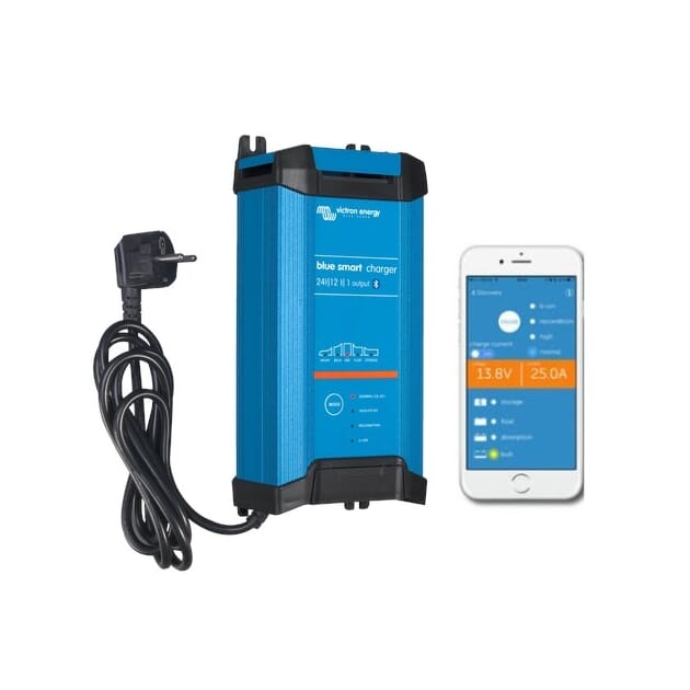 BPC241242002 victron-bpc241242002-ip22-charger-1.jpg