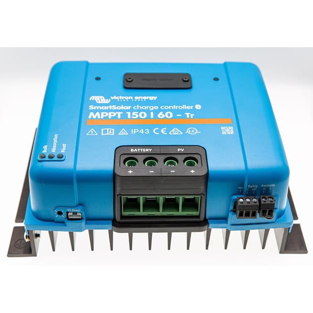 SCC115060211_Rel MPPT15060 front.JPG